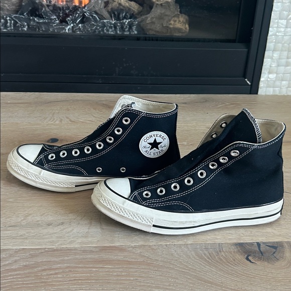 Converse Black and White High-Top Sneakers MENS Size 7.5 Women’s 9.5 - Picture 3 of 10